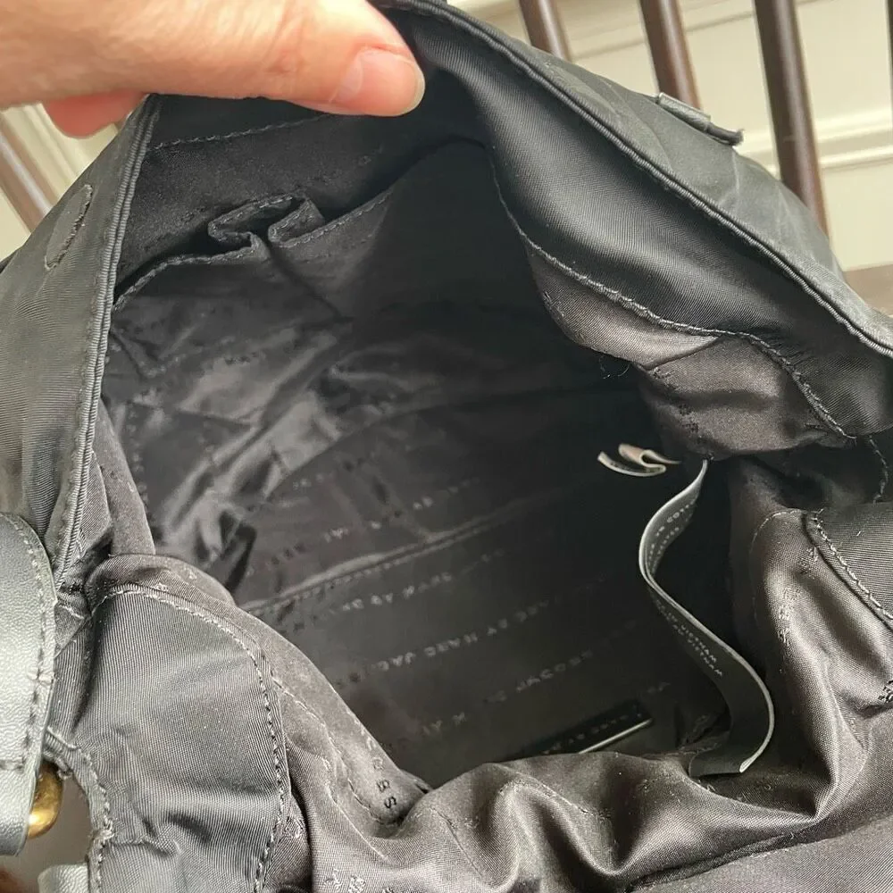 Marc Jacobs Preppy Nylon Messenger Bag Black Gold $200